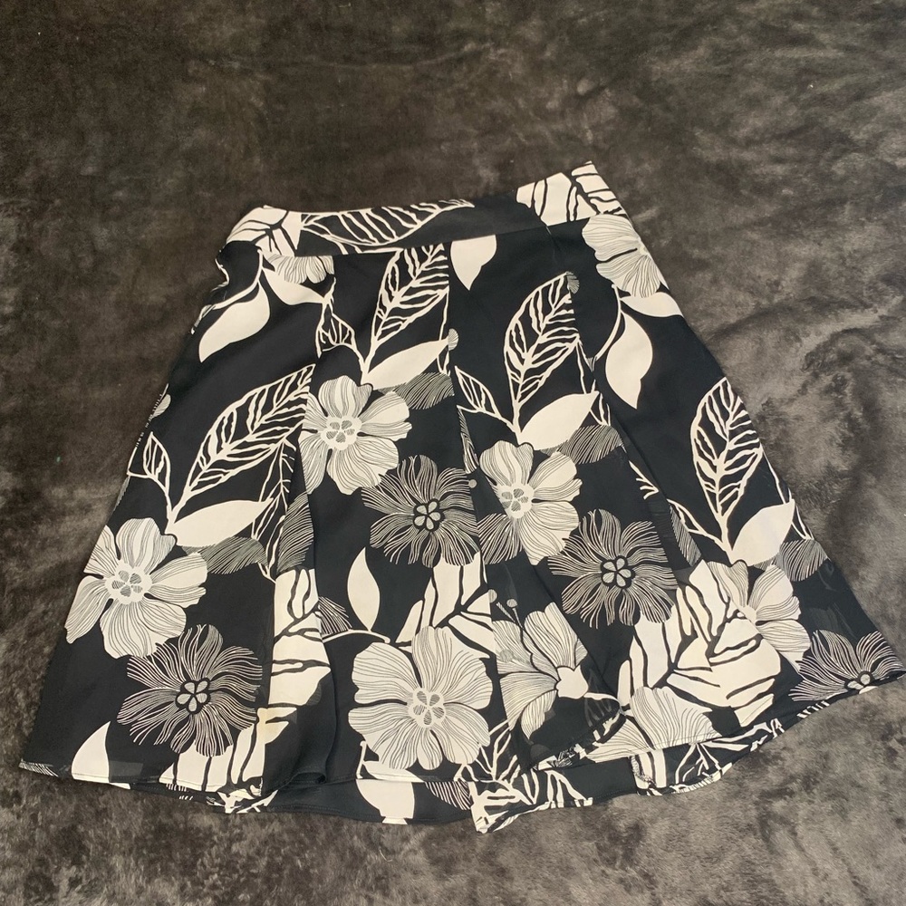 G.H. Bass and Co Floral Skirt